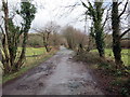 Heol fynedfa yn Fforest Goch / Access road at Fforest Goch