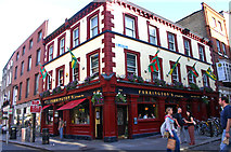 O1534 : Farrington's 29, Essex Street East, Temple Bar, Dublin by Jo and Steve Turner