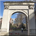 War memorial arch at Guy