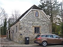 SU1380 : Wroughton houses [14] by Michael Dibb