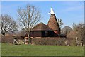 TQ8744 : Oast House at Malthouse Farm, Swifts Green, Smarden by Oast House Archive