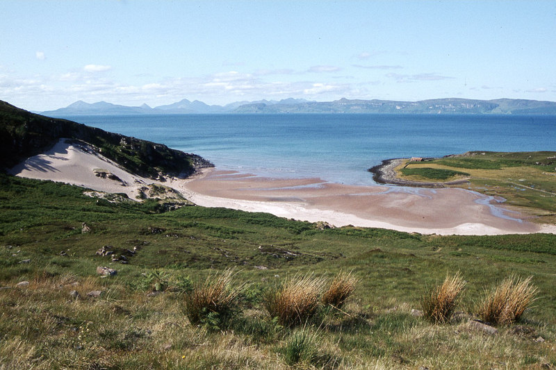 Beach and sandy slope below Meallabhan,... © Colin Park :: Geograph ...