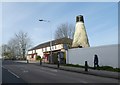 SX9192 : Bottle kiln and former malthouse, Bartholomew Street East, Exeter by David Smith