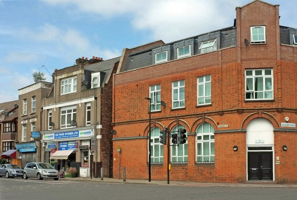 Frances Street / Artillery Place,... © Derek Harper :: Geograph Britain ...