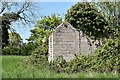 Pixey Green: Derelict farm building