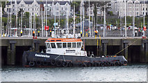 J5082 : Tug 'Coastworker' at Bangor by Rossographer