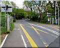 Yellow markings on Summer Road, Thames Ditton