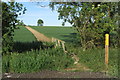 Footbridge and path to Bolnhurst