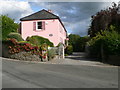 S7143 : Pink house, Graiguenamanagh by Eirian Evans