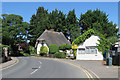 Melbourn: thatch on the corner