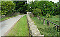 High Lane and a sewer pipebridge, Ingbirchworth