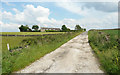 Footpath on farm track off North Lane, Cawthorne