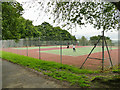 Western Flatts Cliff Park: tennis courts