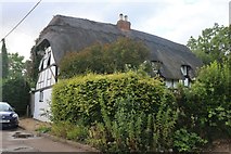 SP7731 : Thatched cottage on Little Horwood Road, Great Horwood by David Howard