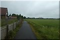 Path to the centre of Rufforth