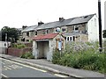 Bus shelter and houses, Hedleyhill Terrace