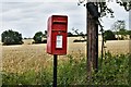 Pixey Green, Rattlerow Hill: Letter box