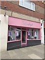 No 1 Boutique, High Street