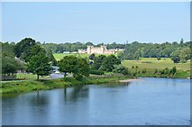 NT7233 : Junction Pool and Floors Castle by Jim Barton