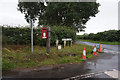 SE7551 : Postbox on Bolton Lane at South Lodge by Ian S