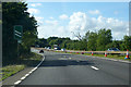 A422 approaching M40 J11 roundabout, Banbury