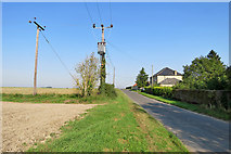 TL5964 : Power lines near Lower Portland Farm by John Sutton