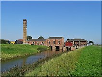 TF3754 : Lade Bank Pumping Station by Neil Theasby