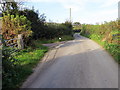 Heol ger Tir-Ifan-Ddu / A road near Tir-Ifan-Ddu