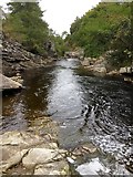 NN7899 : River Tromie by jeff collins