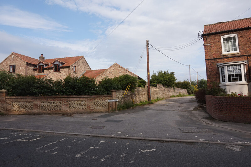 Cherry Lane off Roecliffe Lane,... © Ian S Geograph Britain and Ireland