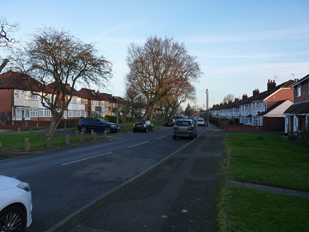 Walker's Heath Road © Richard Law :: Geograph Britain and Ireland