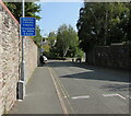 Unsuitable for HGVs & buses sign, Castle Square, Brecon