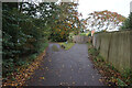 Thames path towards Wharf Road, Shillingford