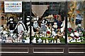 Harrogate, Parliament Street: Shop window