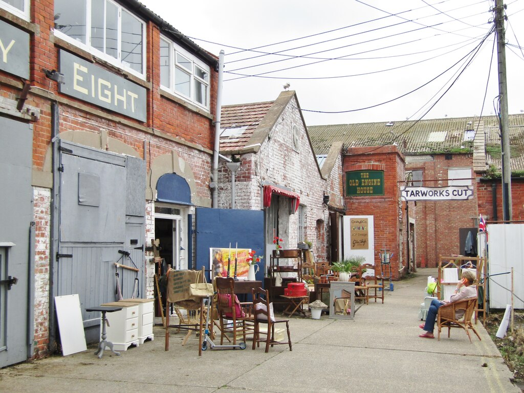 Bridport St Michael's Trading Estate © Colin Smith Geograph