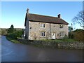 House on the corner, Dinder