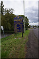 SP4910 : Welcome to Oxford sign on Woodstock Road by Ian S