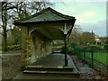 Pudsey Park: shelter