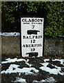 Old milestone, Glasgow Road