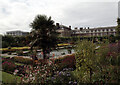 TQ2580 : The Sunken Garden, Kensington Palace by habiloid