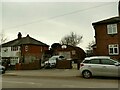 Hut used as a garage, Woodhall Drive