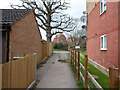 Path from Chetwood Road to bridleway 1550, Bewbush, Crawley