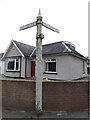 Direction Sign ? Signpost on the junction of Hillend Road, Ettrick Road and Oakbank Road in Perth