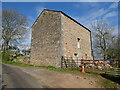 Stone barn near Bleatarn