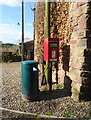 Elizabeth II postbox on Ravelands Brow, Bleatarn