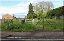 TL0330 : Commonwealth War Graves, Harlington by David Howard