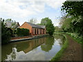 Canalside buildings, Cropredy