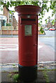 Elizabethan postbox on McLelland Drive, Kilmarnock