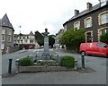 Gladstone Memorial: front view