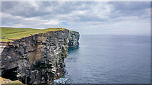 ND1071 : Cliffs west of Holborn Head by Peter Moore